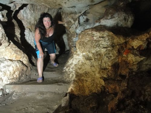 тоннель в пещере Астма Желаний